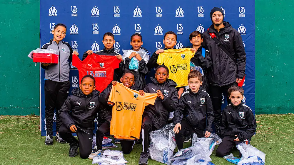 Jeunes du FC La Castellane sur la patinoire